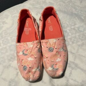 TOMS Pink Llama Print Slip-On Shoes
